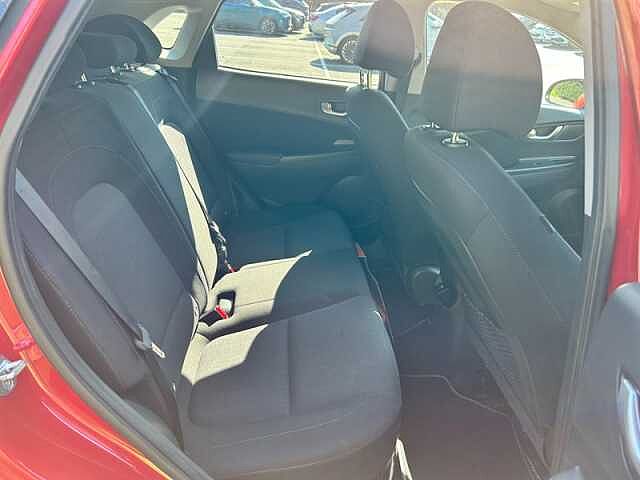 Hyundai KONA 1.6 h-GDi Premium SUV 5dr Petrol Hybrid DCT Euro 6 (s/s) (141 ps) Red