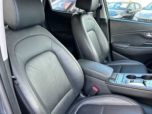 Hyundai KONA 64kWh Ultimate SUV 5dr Electric Auto (10.5kW Charger) (204 ps) Grey