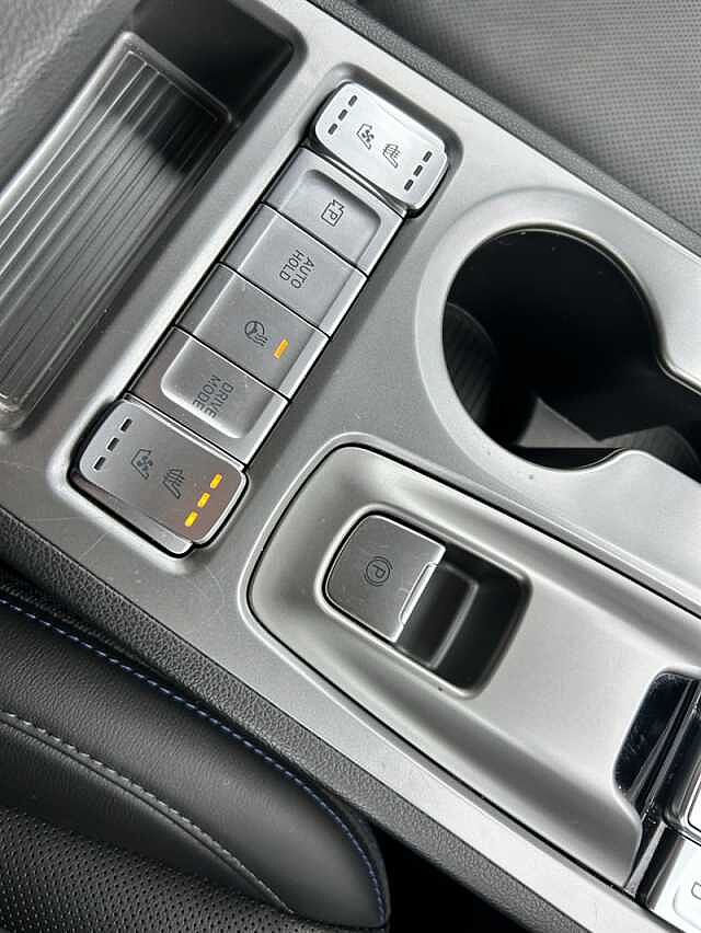 Hyundai KONA 64kWh Ultimate SUV 5dr Electric Auto (10.5kW Charger) (204 ps) Grey