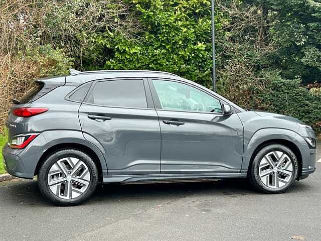 Hyundai KONA 64kWh Ultimate SUV 5dr Electric Auto (10.5kW Charger) (204 ps) Grey