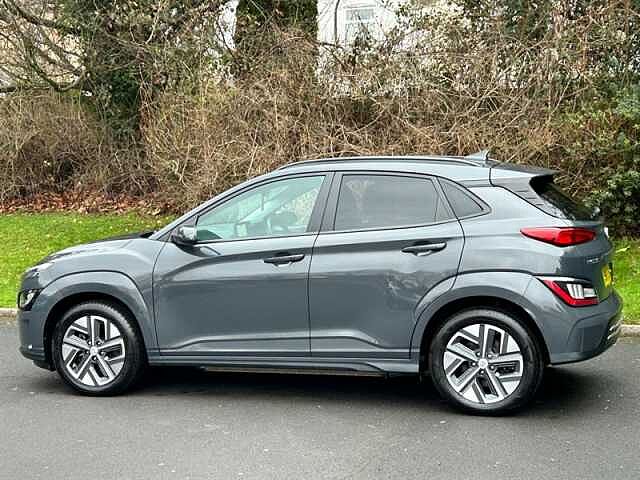 Hyundai KONA 64kWh Ultimate SUV 5dr Electric Auto (10.5kW Charger) (204 ps) Grey
