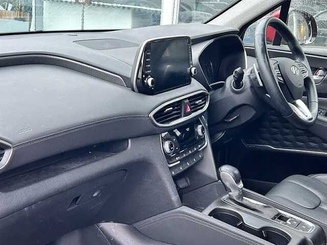 Hyundai SANTA FE 2.2 CRDi Premium SE SUV 5dr Diesel Auto 4WD Euro 6 (s/s) 7 Seat (200 ps)