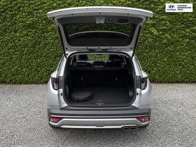Hyundai TUCSON 1.6 T-GDi 13.8kWh Ultimate SUV 5dr Petrol Plug-in Hybrid Auto Euro 6 (s/s) (253 Silver