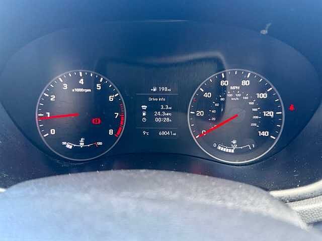 Hyundai i20 1.2 Premium Nav Hatchback 5dr Petrol Manual Euro 6 (s/s) (84 ps)