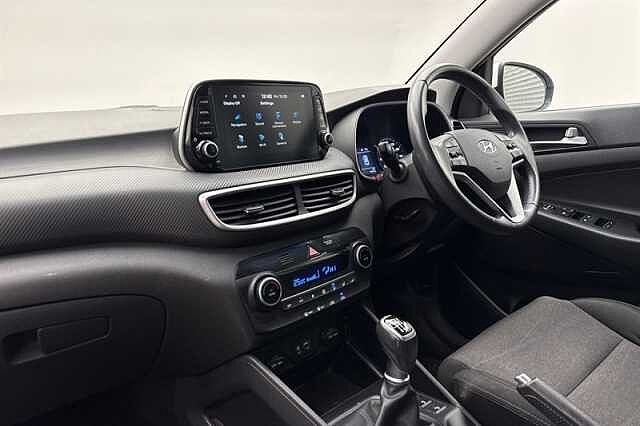 Hyundai TUCSON 1.6 GDi SE Nav SUV 5dr Petrol Manual Euro 6 (s/s) (132 ps)