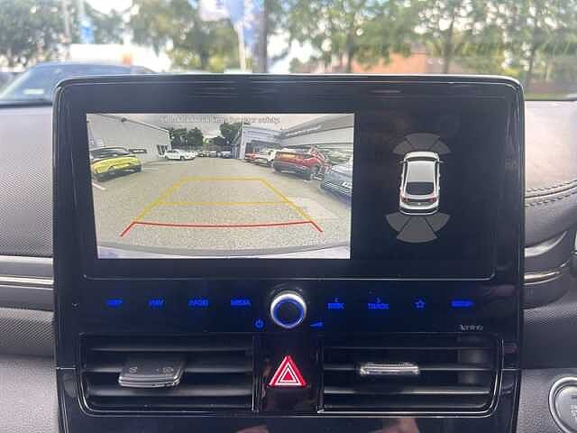 Hyundai IONIQ 1.6 h-GD GPFi 8.9kWh Premium SE Hatchback 5dr Petrol Plug-in Hybrid DCT Euro 6 (