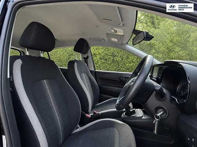 Hyundai I10 1.2 SE Connect Hatchback 5dr Petrol Manual Euro 6 (s/s) (84 ps) Black