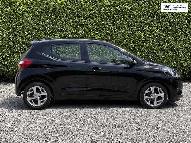 Hyundai I10 1.2 SE Connect Hatchback 5dr Petrol Manual Euro 6 (s/s) (84 ps) Black
