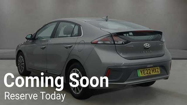 Hyundai IONIQ 38.3kWh Premium Hatchback 5dr Electric Auto (136 ps)