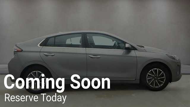 Hyundai IONIQ 38.3kWh Premium Hatchback 5dr Electric Auto (136 ps)
