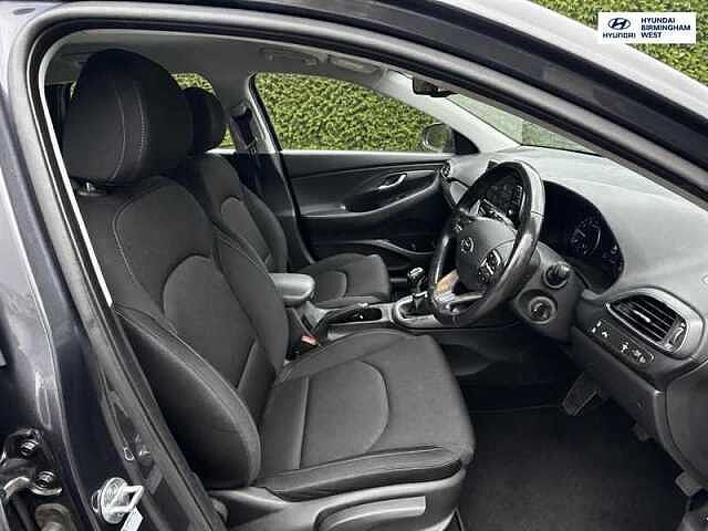 Hyundai i30 1.0 T-GDi Blue Drive SE Hatchback 5dr Petrol Manual Euro 6 (s/s) (120 ps)