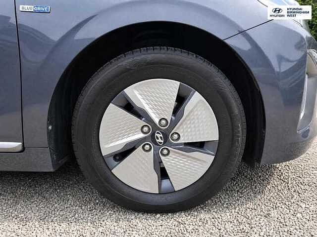 Hyundai IONIQ 1.6 h-GDi Premium Hatchback 5dr Petrol Hybrid DCT Euro 6 (s/s) (141 ps) Grey