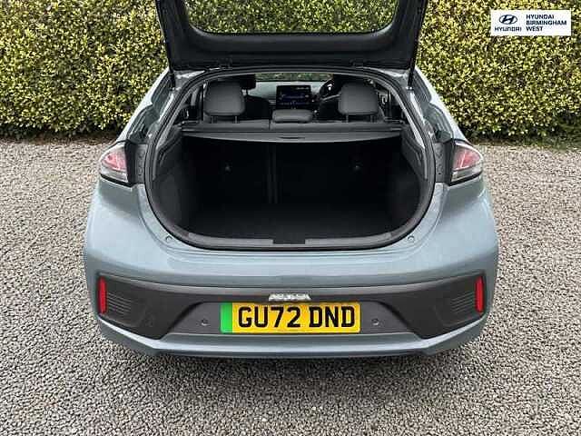 Hyundai IONIQ 38.3kWh Premium Hatchback 5dr Electric Auto (136 ps)