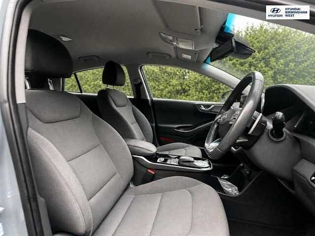 Hyundai IONIQ 38.3kWh Premium Hatchback 5dr Electric Auto (136 ps)