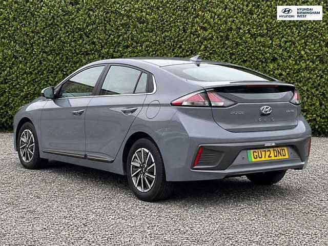 Hyundai IONIQ 38.3kWh Premium Hatchback 5dr Electric Auto (136 ps)