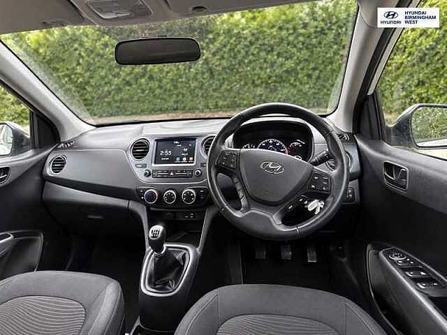 Hyundai i10 1.0 Play Hatchback 5dr Petrol Manual Euro 6 (67 ps)