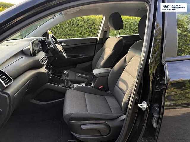 Hyundai TUCSON 1.6 GDi SE Nav SUV 5dr Petrol Manual Euro 6 (s/s) (132 ps)