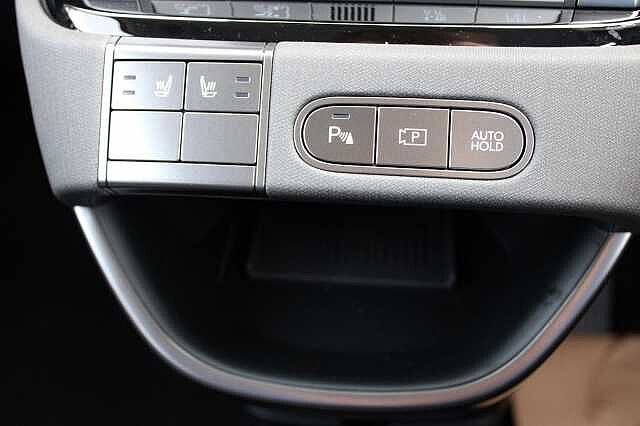 Hyundai INSTER Long Range 49kWh 02 Auto 5dr Beige