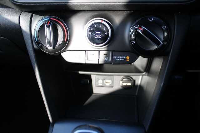 Hyundai KONA 1.0 T-GDi Play Euro 6 (s/s) 5dr