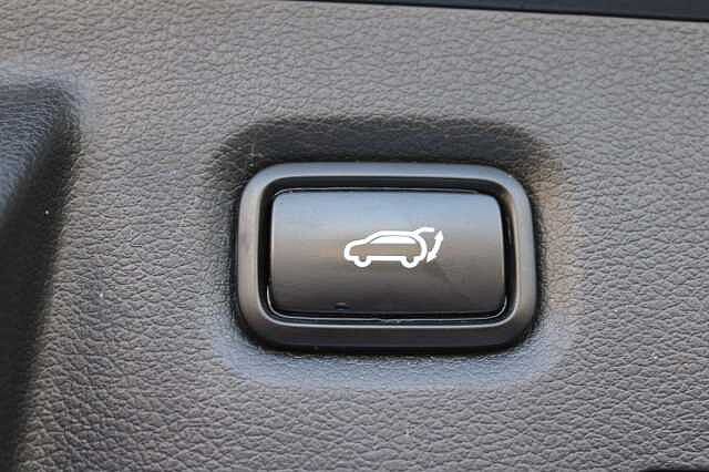 Hyundai Santa Fe 2.2 CRDi Premium SE Auto 4WD Euro 6 (s/s) 5dr 7 Seat