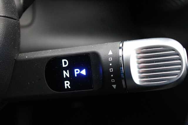 Hyundai INSTER Long Range 49kWh 02 Auto 5dr Black