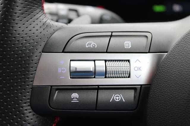Hyundai KONA 65.4kWh N Line Auto 5dr Black