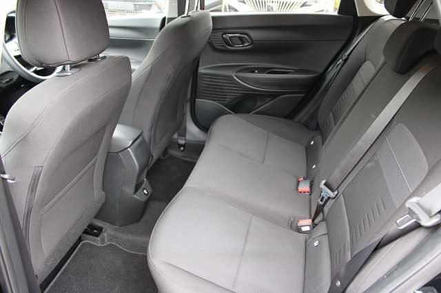 Hyundai BAYON 1.0 T-GDi Tech Line DCT Euro 6 (s/s) 5dr Black