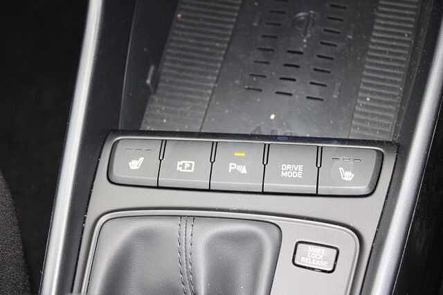 Hyundai BAYON 1.0 T-GDi Tech Line DCT Euro 6 (s/s) 5dr Black