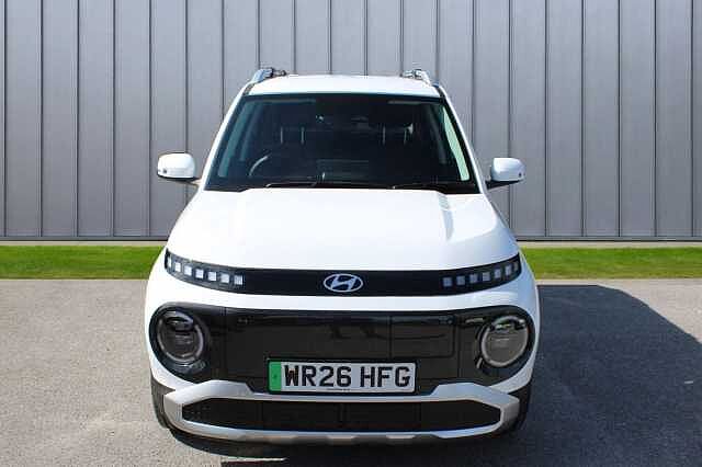 Hyundai INSTER Long Range 49kWh 02 Auto 5dr White