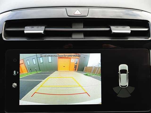 Hyundai TUCSON 1.6 TGDi Hybrid 230 SE Connect 5dr 2WD Auto White