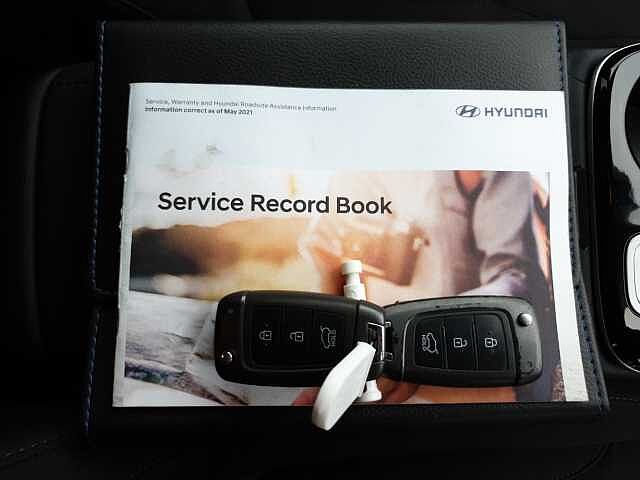 Hyundai TUCSON 1.6 TGDi Hybrid 230 SE Connect 5dr 2WD Auto White