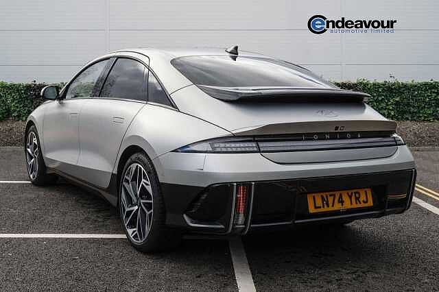 Hyundai IONIQ 6 E (325ps) Ultimate 77kWh (Dual Motor) AWD Silver