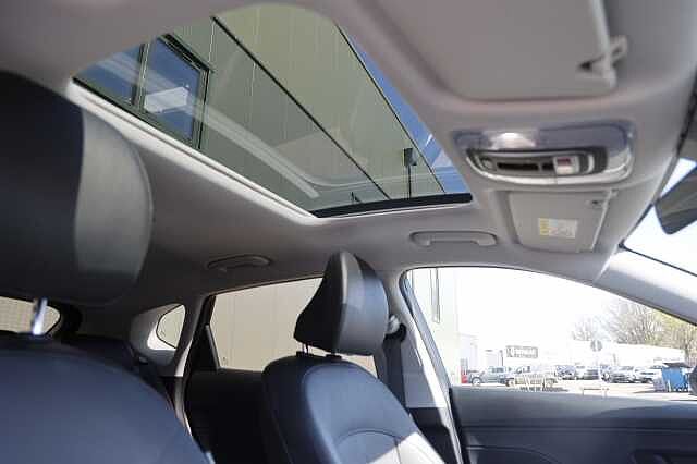 Hyundai KONA EV (218ps) Ultimate Black