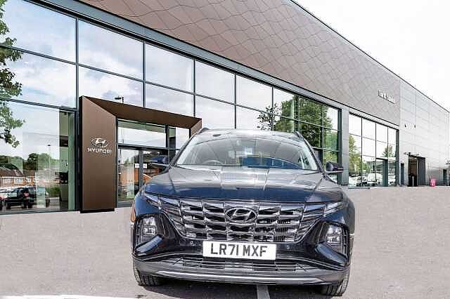 Hyundai TUCSON 1.6 TGDi 48V MHD Premium 5dr 2WD Black