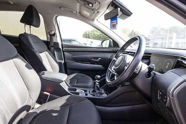 Hyundai TUCSON 1.6 TGDi 48V MHD Premium 5dr 2WD Black