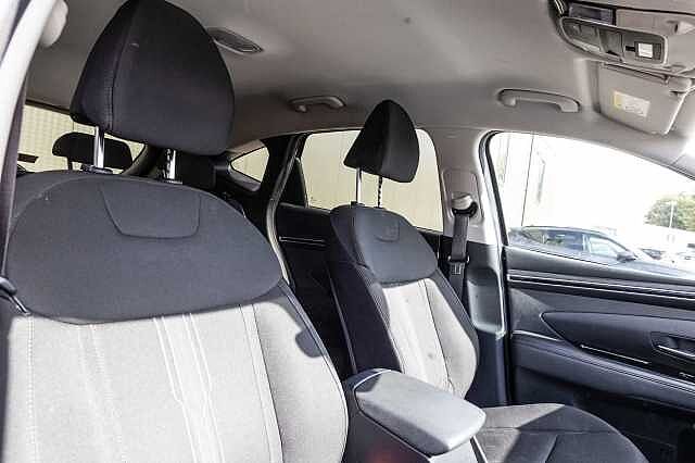 Hyundai TUCSON 1.6 TGDi 48V MHD Premium 5dr 2WD Black