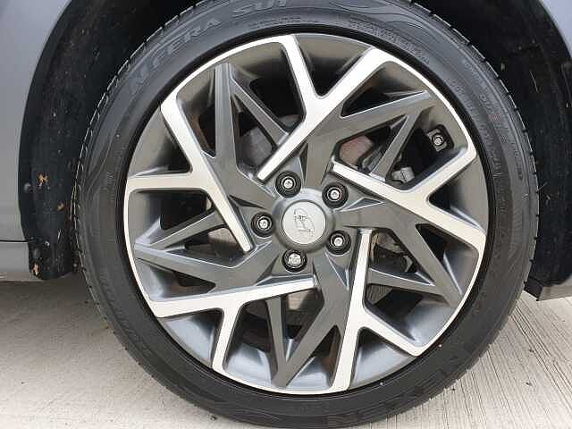 Hyundai KONA 1.6 GDi Hybrid Ultimate 5dr DCT Grey