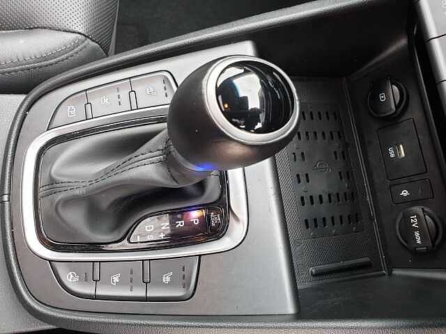 Hyundai KONA 1.6 GDi Hybrid Ultimate 5dr DCT Grey