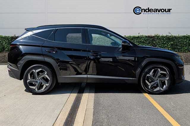 Hyundai TUCSON 1.6 TGDi Hybrid 230 Premium 5dr 2WD Auto Black