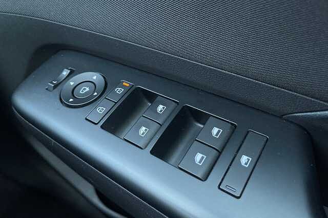 Hyundai KONA 160kW Advance 65kWh 5dr Auto
