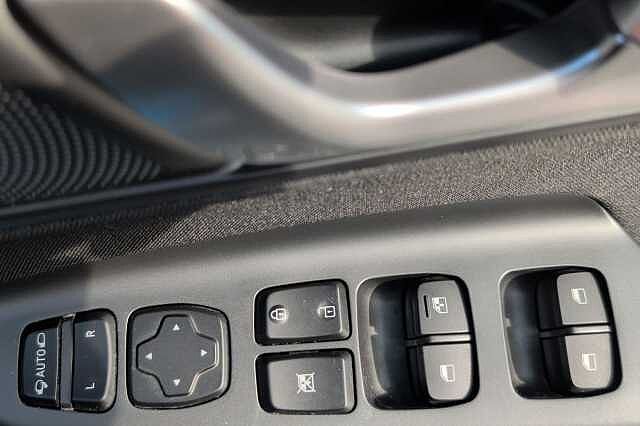 Hyundai KONA 1.6 GDi Hybrid Premium 5dr DCT