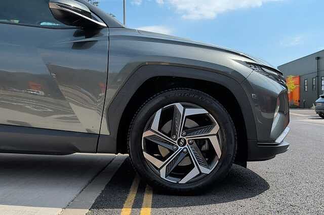 Hyundai TUCSON 1.6 TGDi Hybrid 230 Premium 5dr 2WD Auto Grey