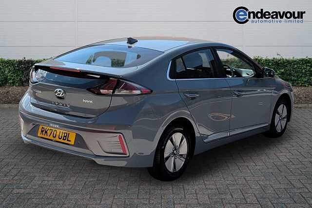 Hyundai IONIQ 1.6 GDi Hybrid Premium 5dr DCT