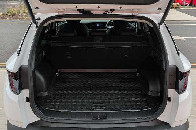 Hyundai TUCSON 1.6T Hybrid Ultimate 5dr Auto White