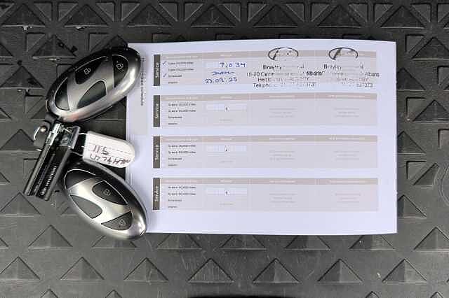 Hyundai TUCSON 1.6T Hybrid Ultimate 5dr Auto White