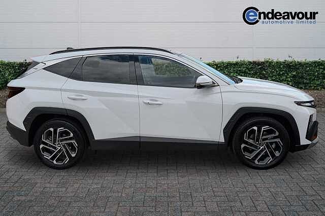 Hyundai TUCSON 1.6T Hybrid Ultimate 5dr Auto White