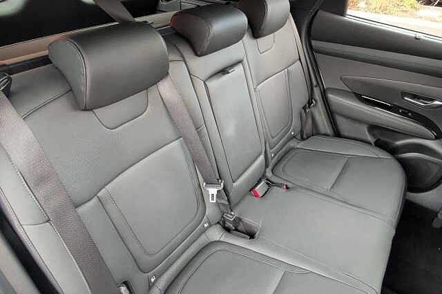 Hyundai TUCSON 1.6T Hybrid Ultimate 5dr Auto White
