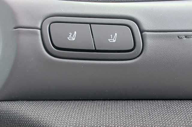 Hyundai TUCSON 1.6T Hybrid Ultimate 5dr Auto White