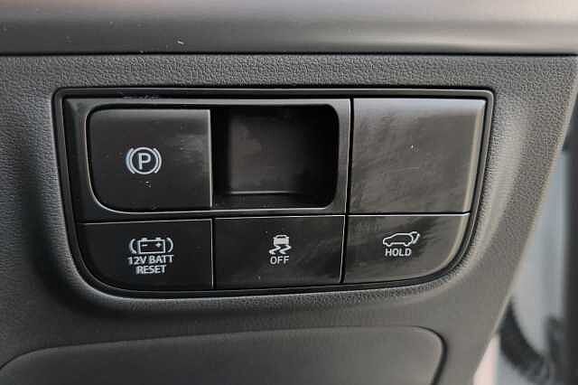 Hyundai TUCSON 1.6T Hybrid Ultimate 5dr Auto White