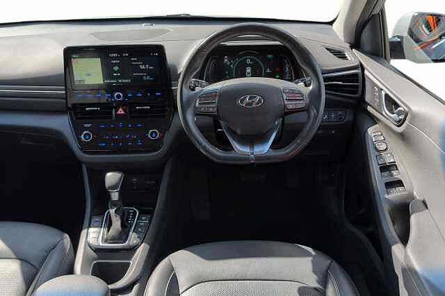 Hyundai IONIQ 1.6 GDi Hybrid Premium SE 5dr DCT